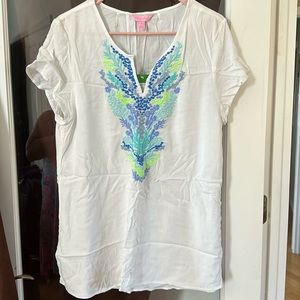 New -Lilly Pulitzer size L white V neck embroidered